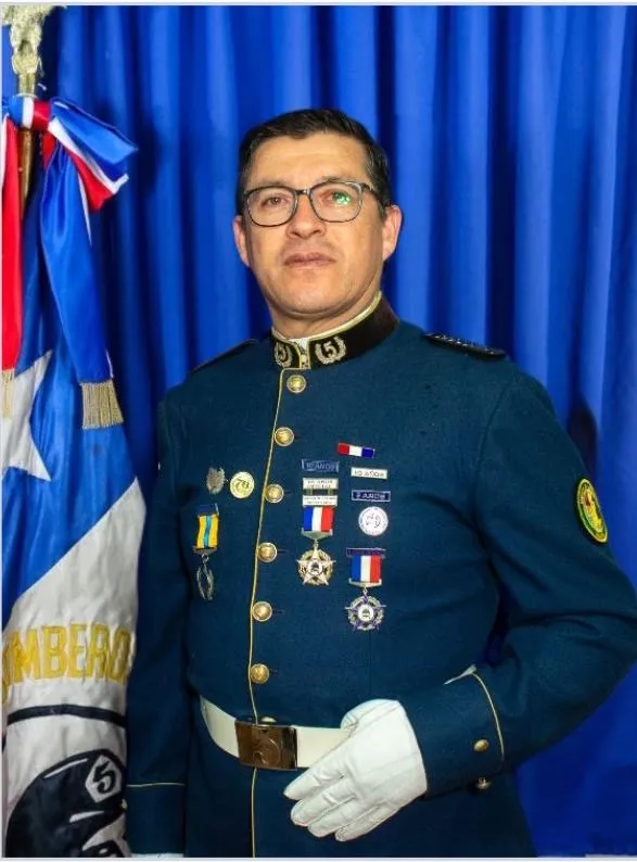 ROBERTO MENDEZ FUENTES