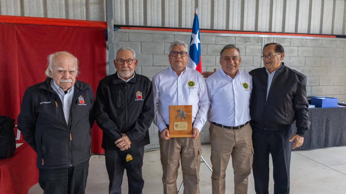 Foto 8 de CIRCULO﻿ DE BOMBEROS HONORARIOS DE MAIPÚ CONMEMORÓ SU PRIMER ANIVERSARIO