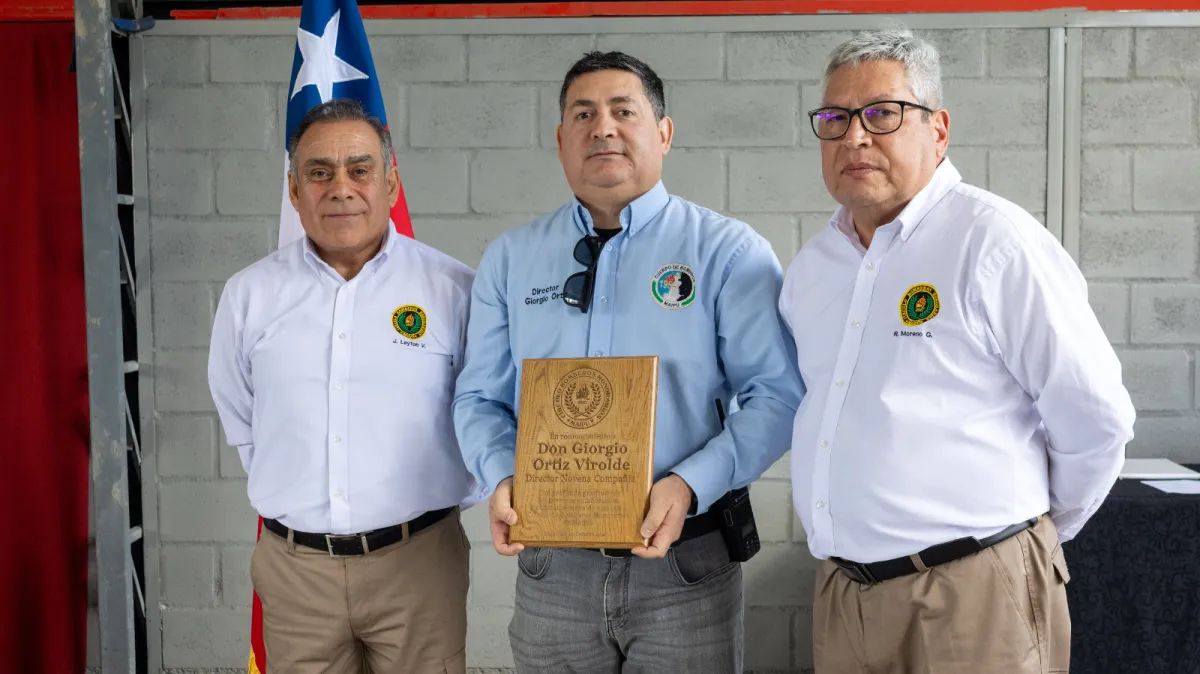 Foto 11 de CIRCULO﻿ DE BOMBEROS HONORARIOS DE MAIPÚ CONMEMORÓ SU PRIMER ANIVERSARIO