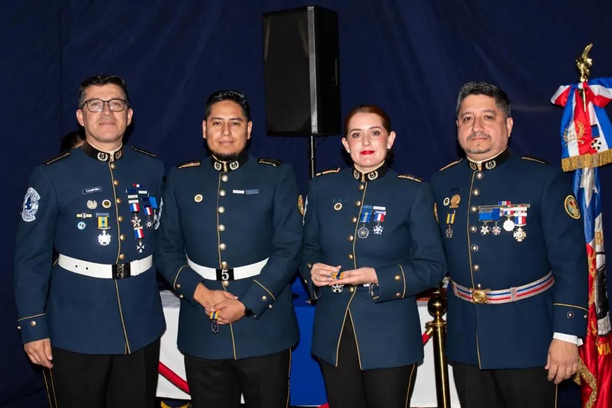 Foto 3 de BOMBA EL ALCAZAR DEL CBM CONMEMORÓ SU 36º ANIVERSARIO