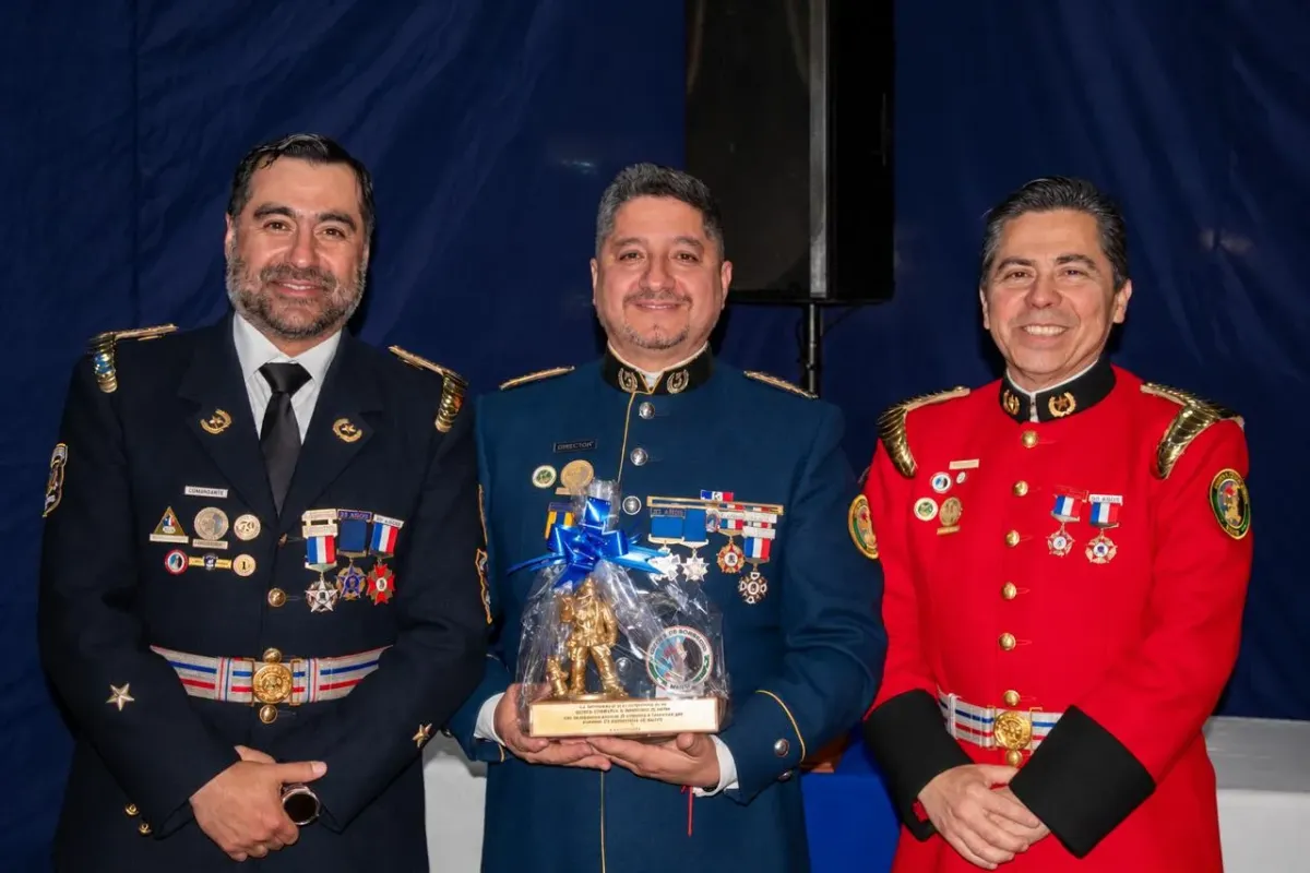 Foto 10 de BOMBA EL ALCAZAR DEL CBM CONMEMORÓ SU 36º ANIVERSARIO